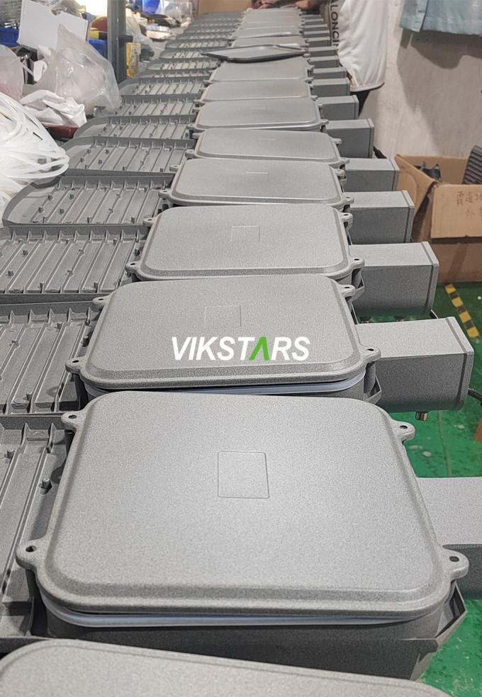 500W 600W 800W Hoogwaardig Projectlamp Zonne-Straatverlichting Voor Yard Villas Village 23