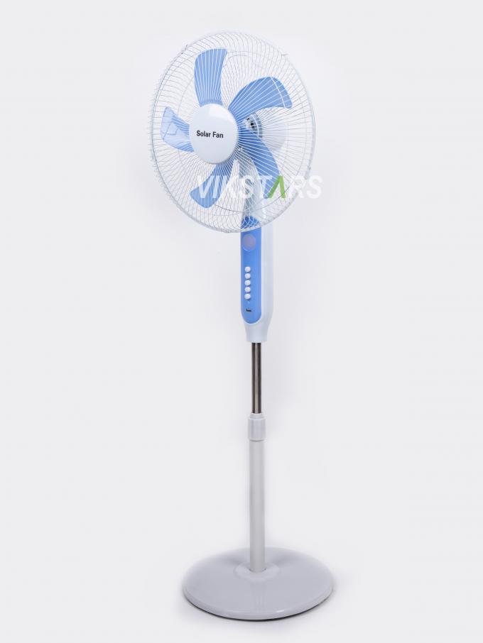 Best Verkopende 5-blads 16-inch Oplaadbare Solar Staande Ventilator met LED Licht met Paneel en Batterij Stand Vloer Solar Ventilator 20
