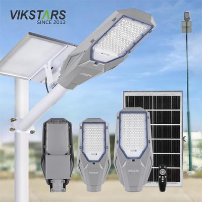 kopen Two In One Solar Street Lights 100w 200w 300w 400w Aluminium Classic Design Hot Sales Solar Powered Lamps online vervaardiging