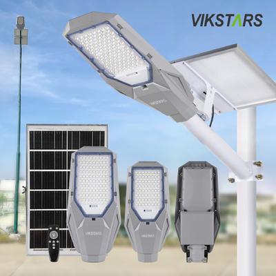 Two In One Solar Street Lights 100w 200w 300w 400w Aluminium Classic Design Hot Sales Solar Powered Lamps
