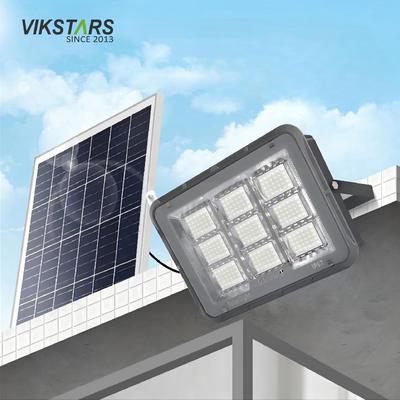 Nieuwste Solar Tuinlamp 100W 200W 300W 400W Solar Buitenlampen voor Erfverlichting Solar Schijnwerper